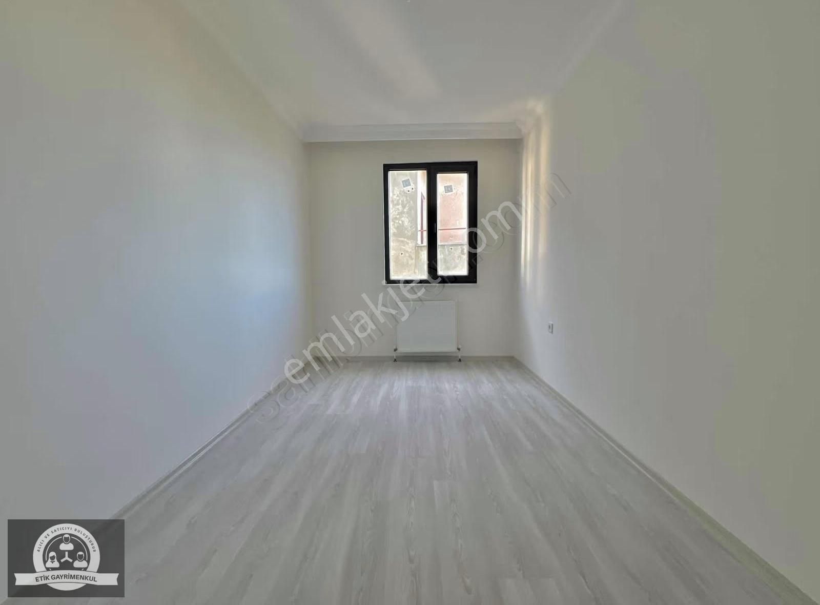 Veysel Karani Mah. 3+1 Arakat Daire (3. Kat) K.otoparklı - Görsel 14