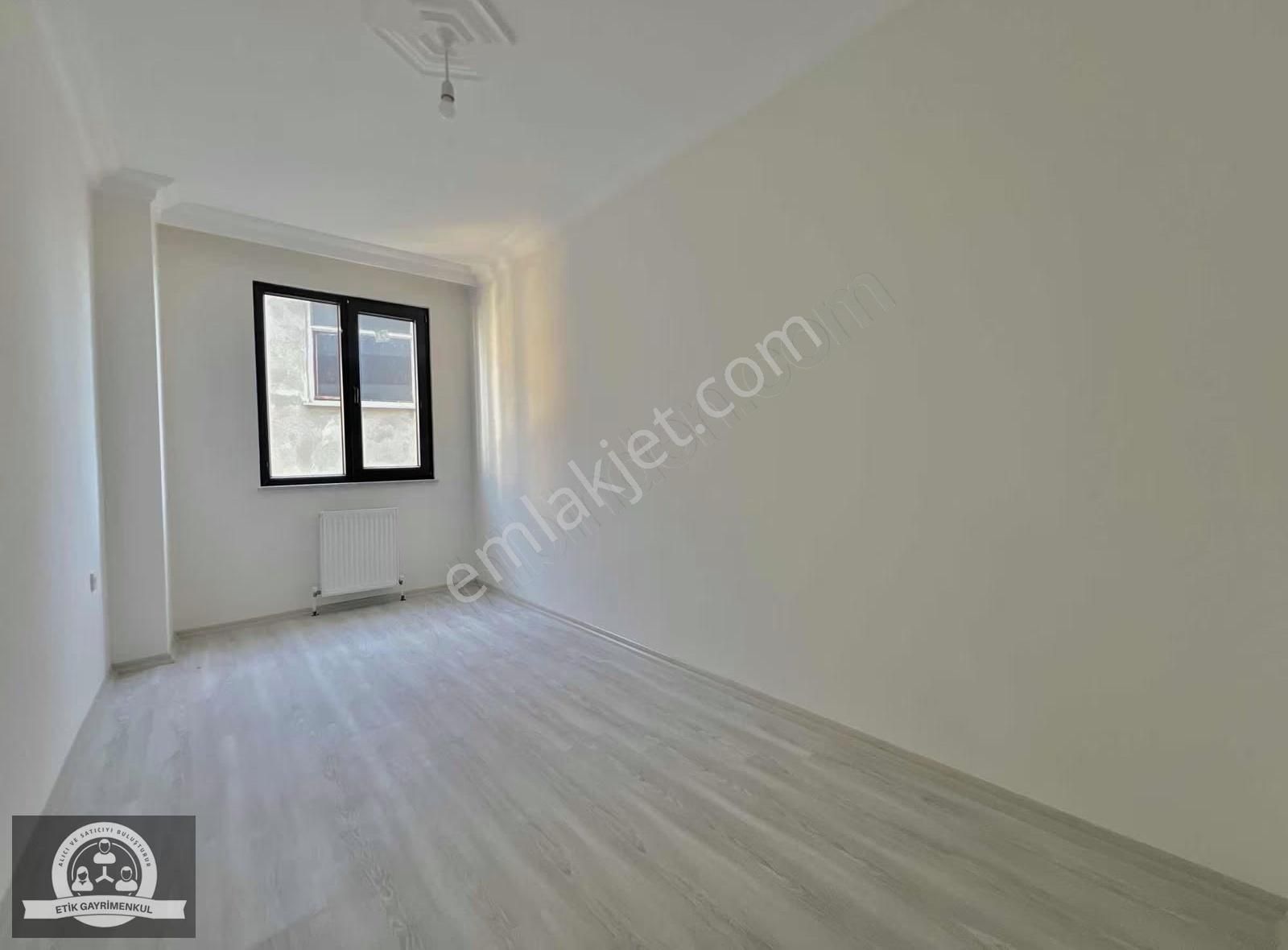 Veysel Karani Mah. 3+1 Arakat Daire (3. Kat) K.otoparklı - Görsel 21