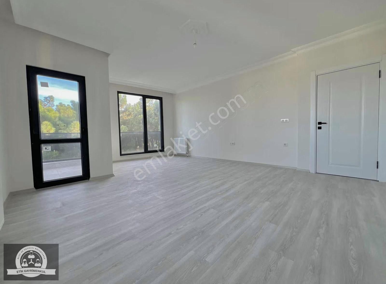 Veysel Karani Mah. 3+1 Arakat Daire (3. Kat) K.otoparklı - Görsel 10