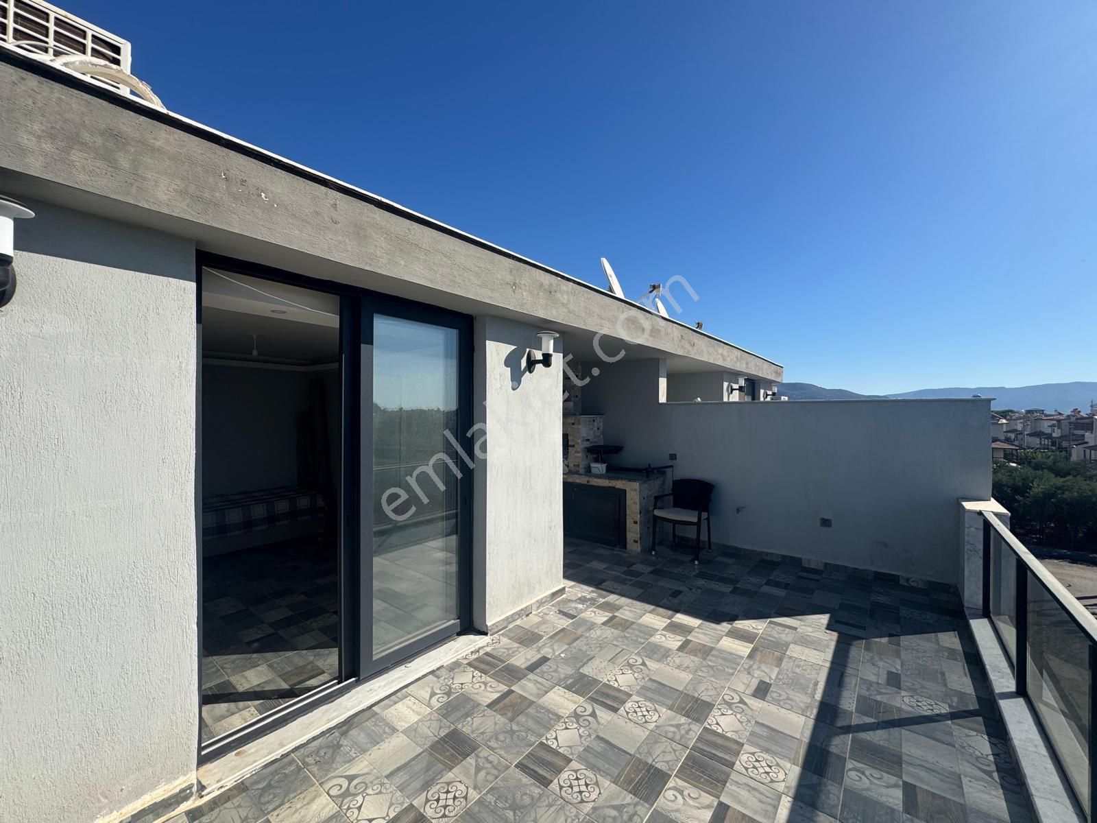 Seferihisar Cumhuriyett 3+1 Satılık Villa - Görsel 23