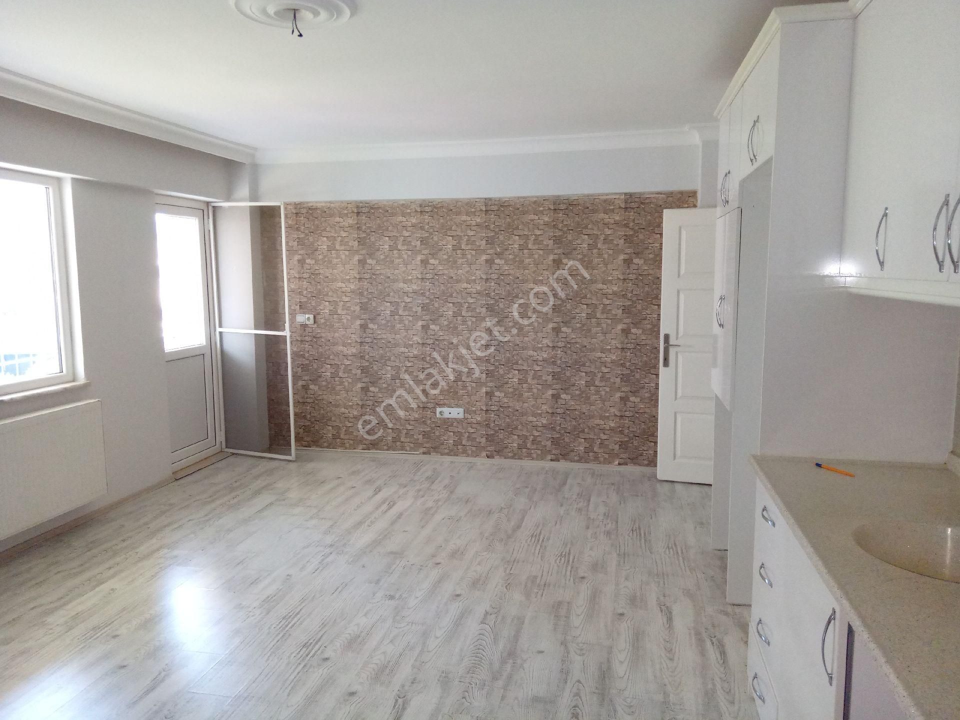 Kiralık 1+1 Daire Eşyasız - Görsel 3