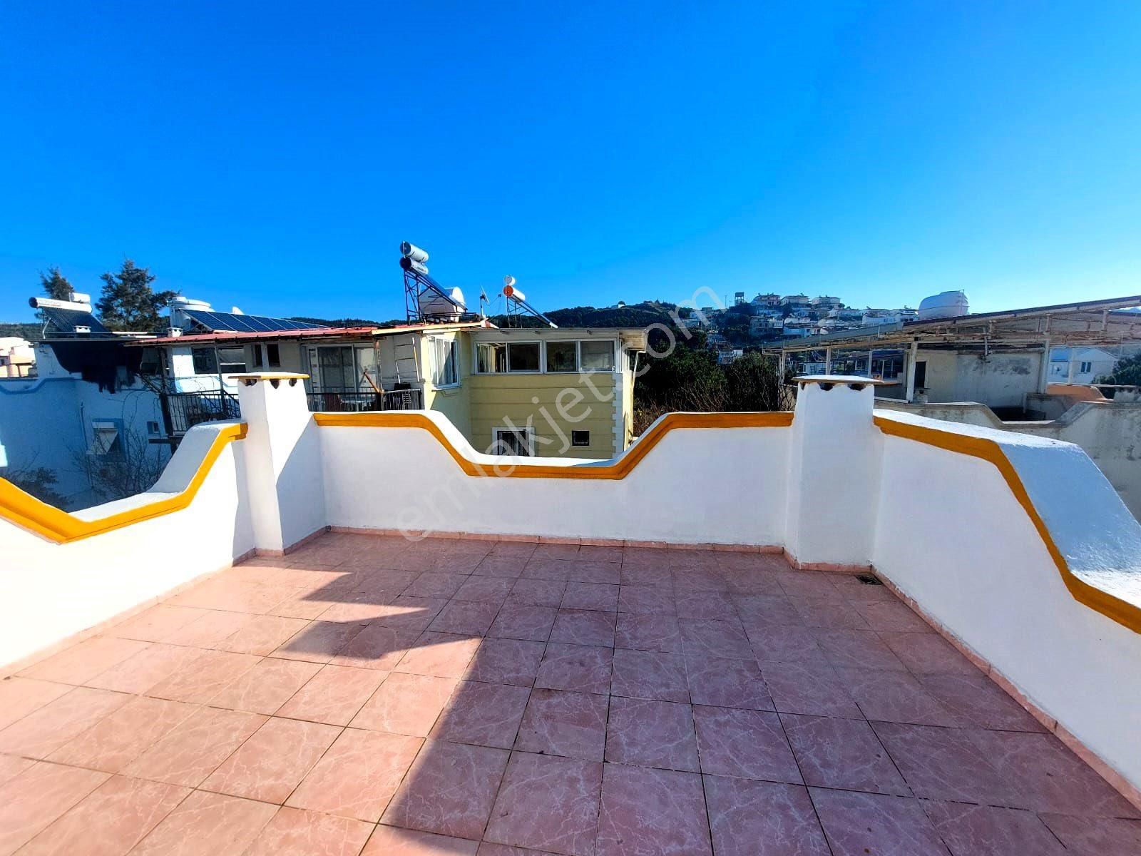 Seferihisar Ömür Belgesinde 3+1 Satılık Villa - Görsel 24