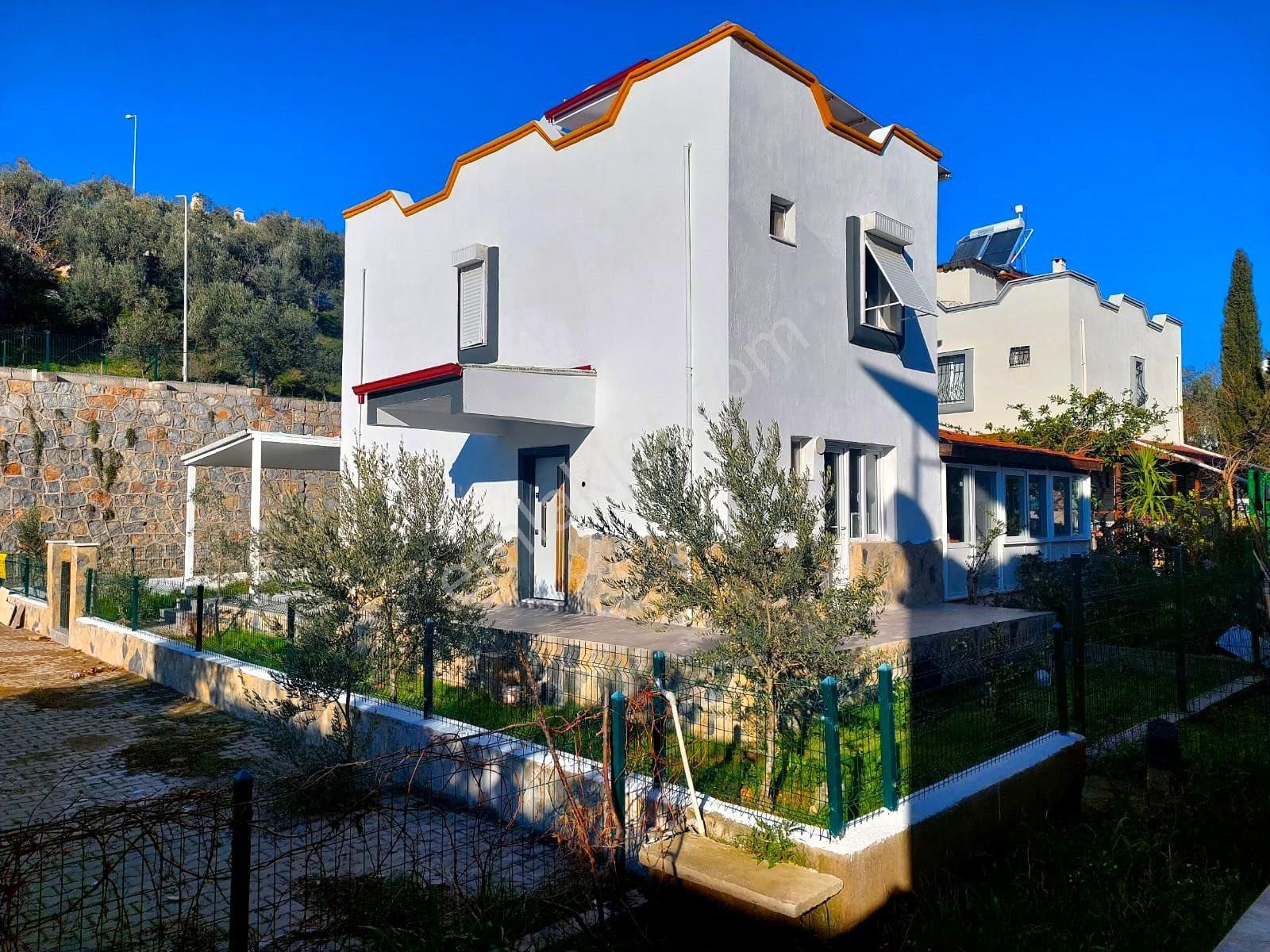 Seferihisar Ömür Belgesinde 3+1 Satılık Villa - Görsel 3