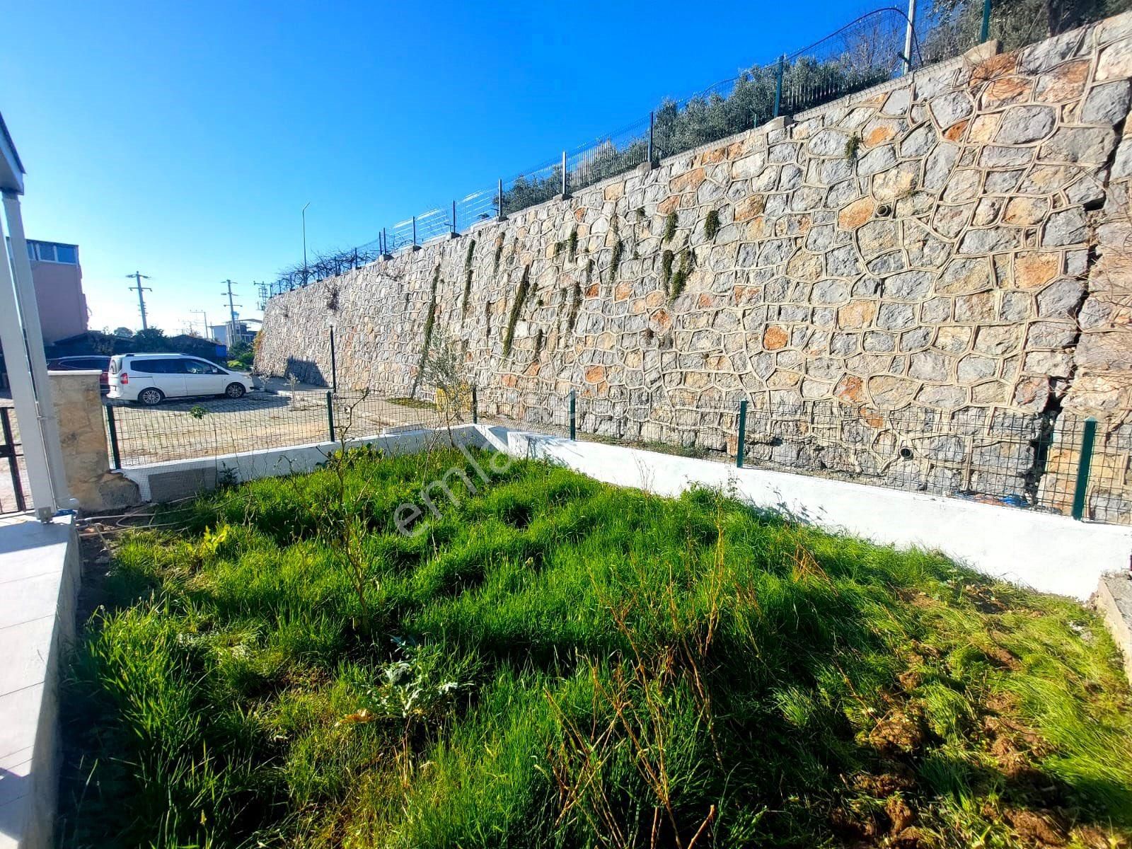 Seferihisar Ömür Belgesinde 3+1 Satılık Villa - Görsel 11