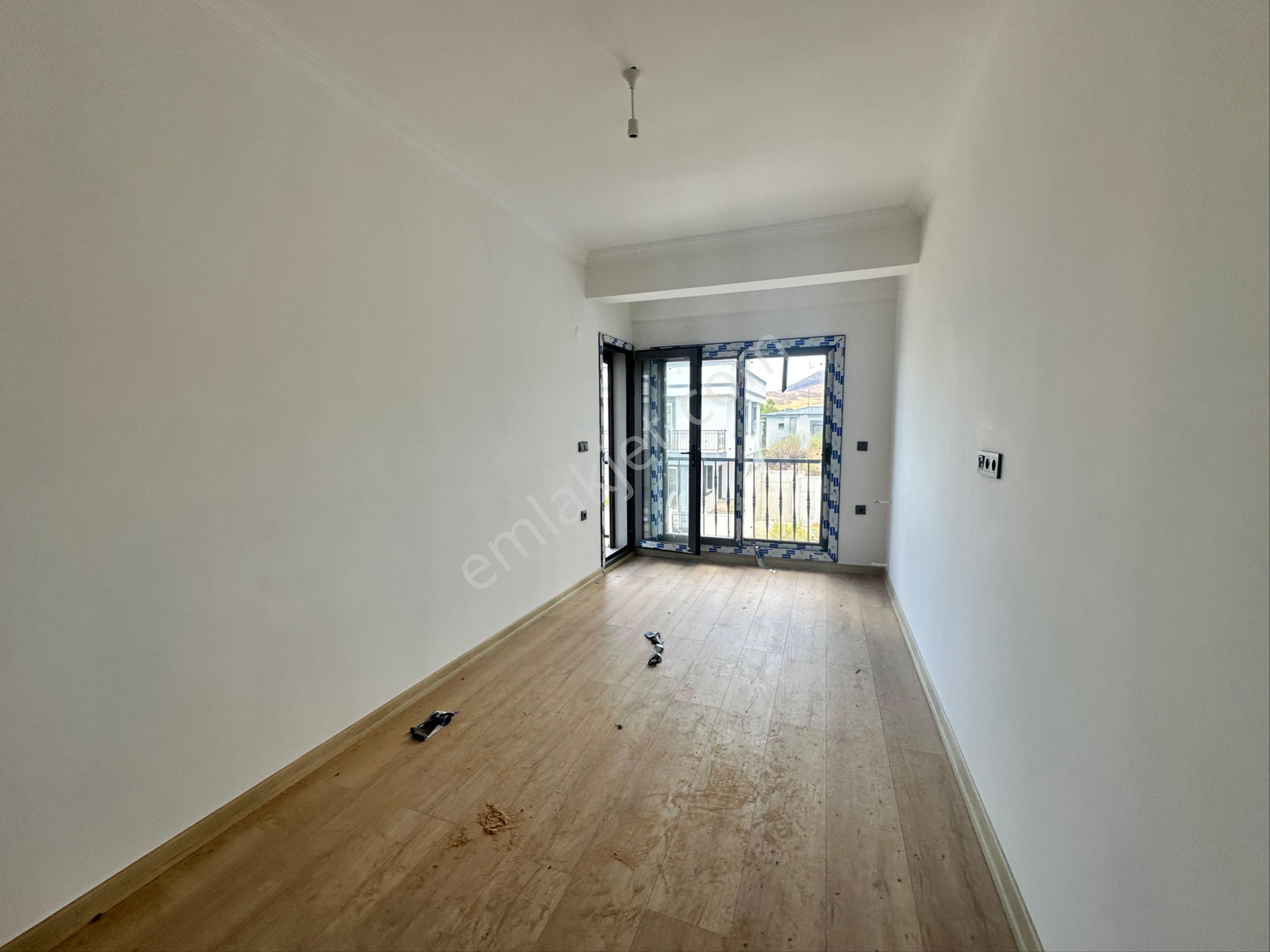 Seferihisar Payamlıda 3+1 Satılık Villa Denşze 5km - Görsel 14