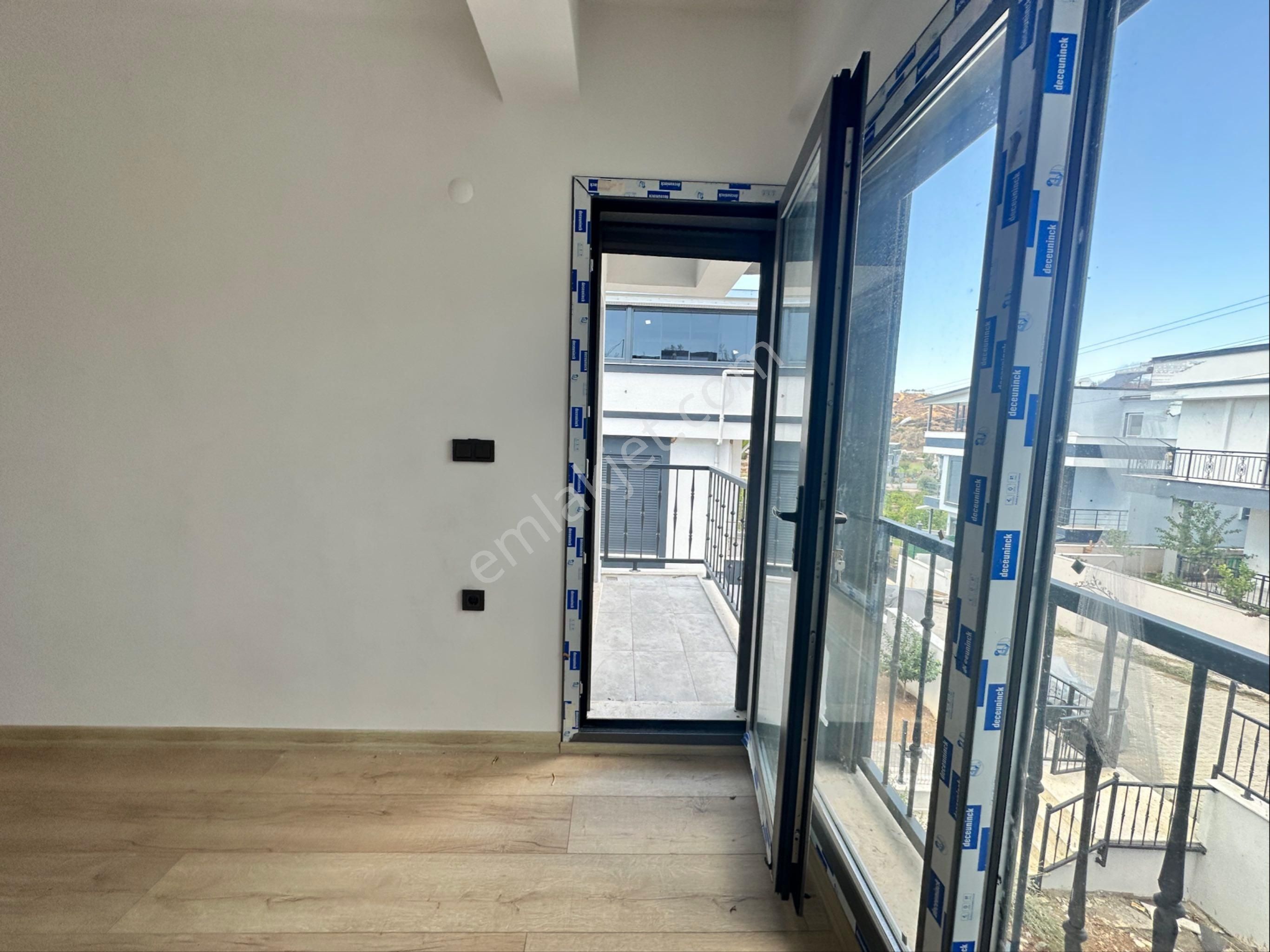 Seferihisar Payamlıda 3+1 Satılık Villa Denşze 5km - Görsel 13