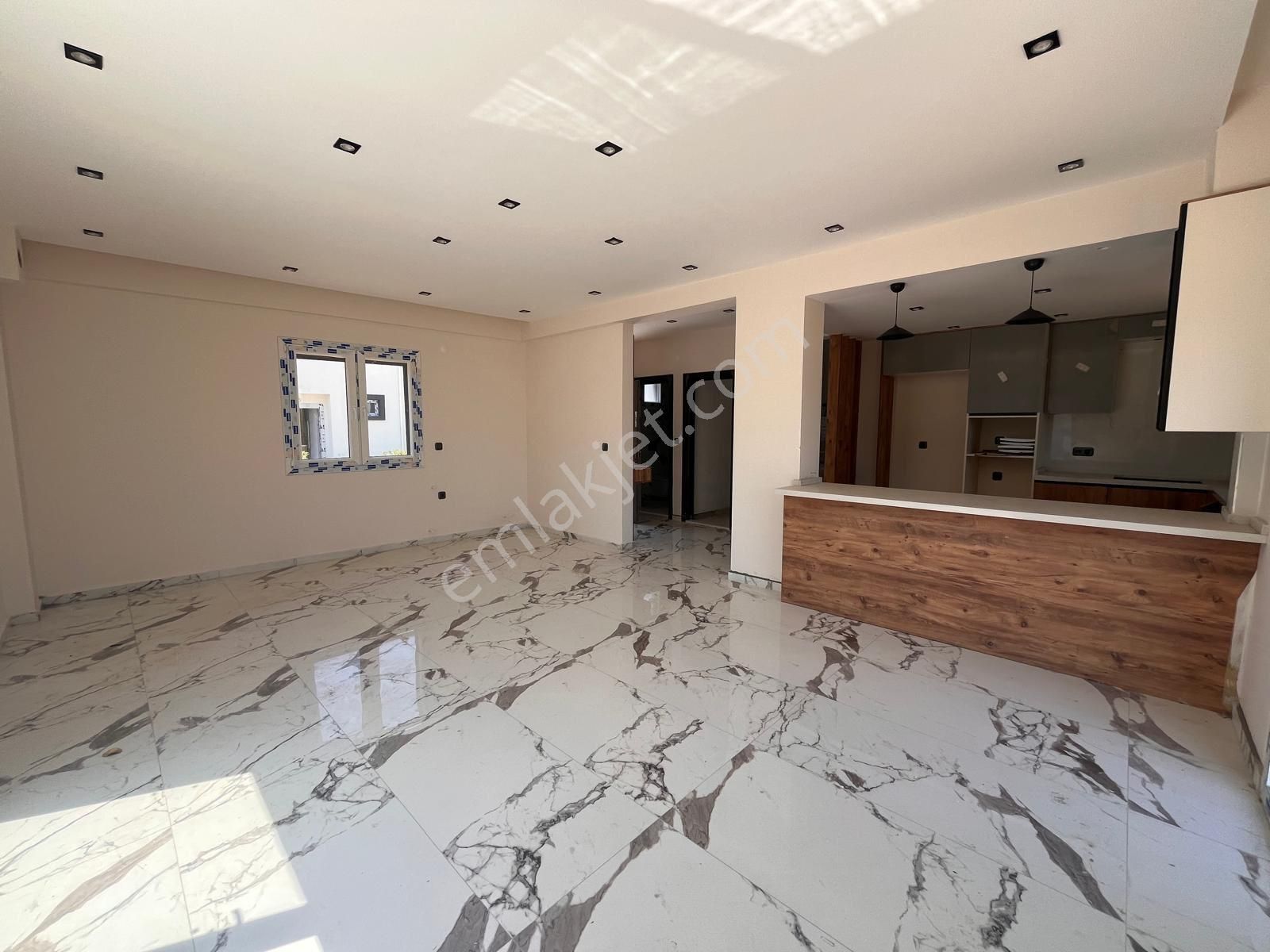 Seferihisar Kavakderede Nezih Sitese 3+1 Villa - Görsel 30