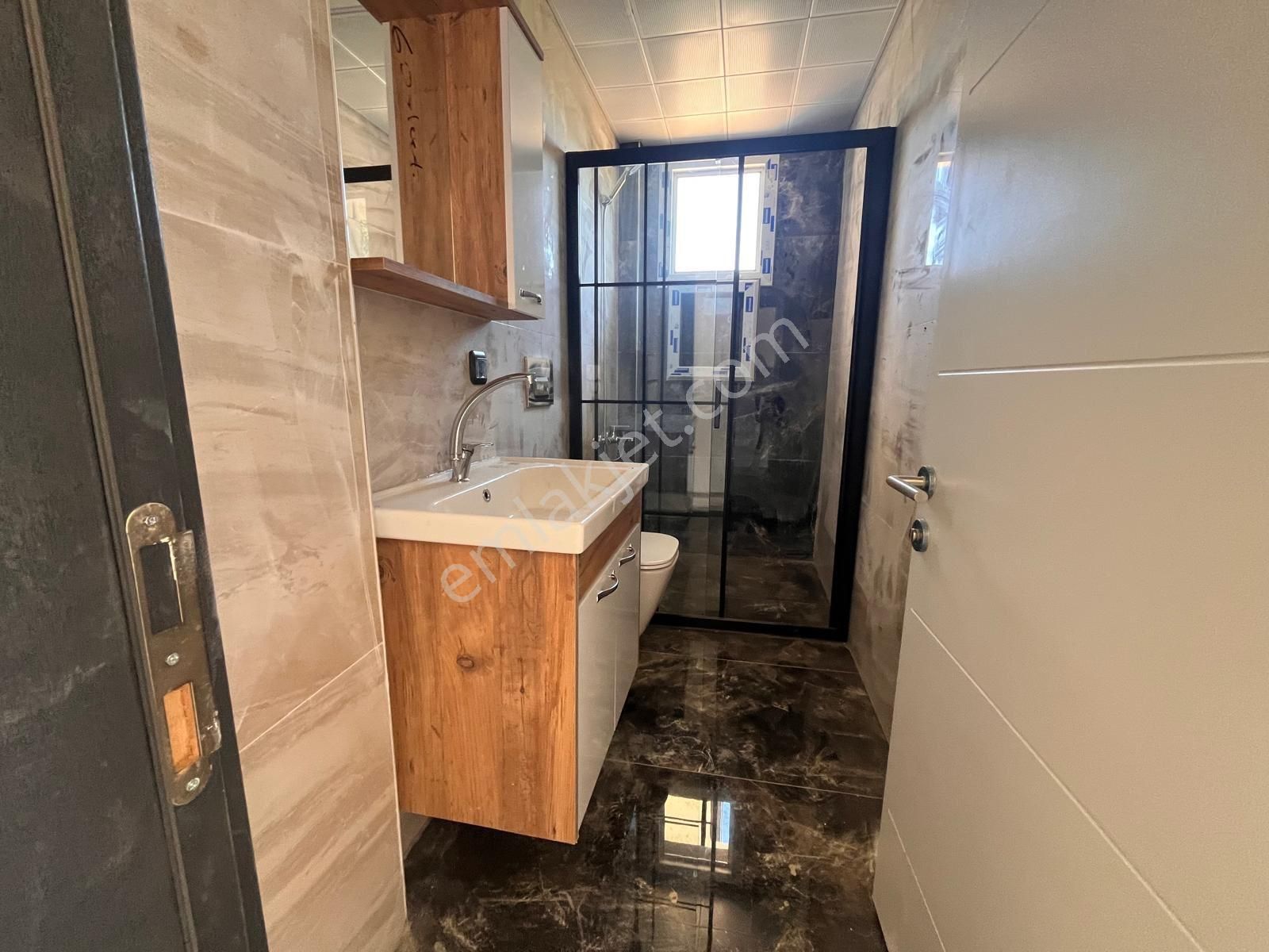 Seferihisar Kavakderede Nezih Sitese 3+1 Villa - Görsel 14