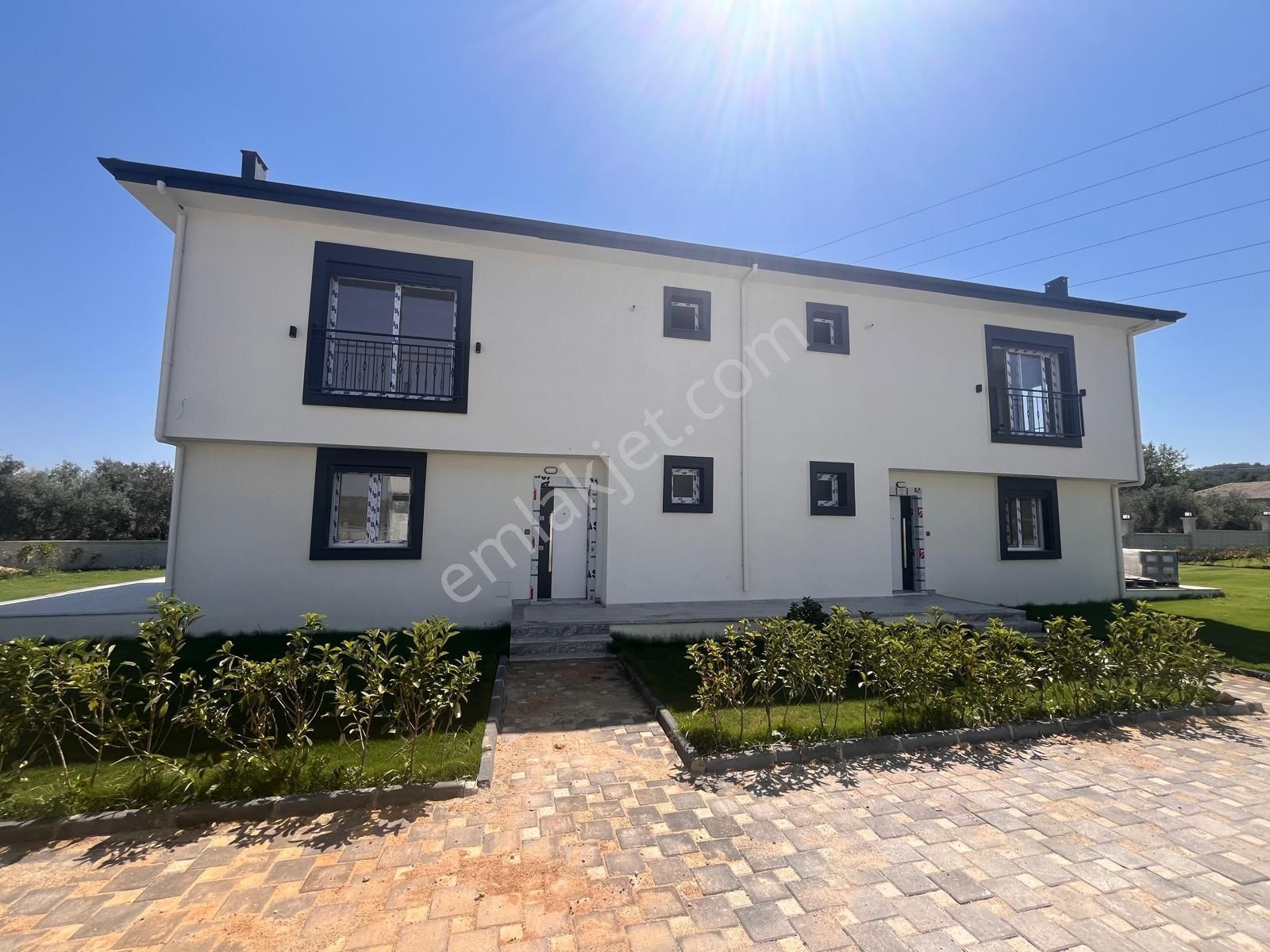 Seferihisar Kavakderede Nezih Sitese 3+1 Villa - Görsel 7