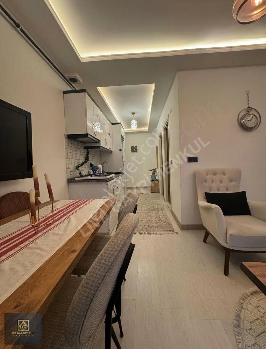 Liva'dan Adatepe D.gazlı Kış Bahçeli Eşyalı Kiracısz Satılık 1+1 - Görsel 10