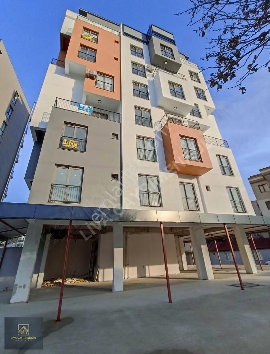 Liva'dan Metro Karşısı Arakat Ön Cephe Satılık Sıfır 1+1 Daire - Görsel 22