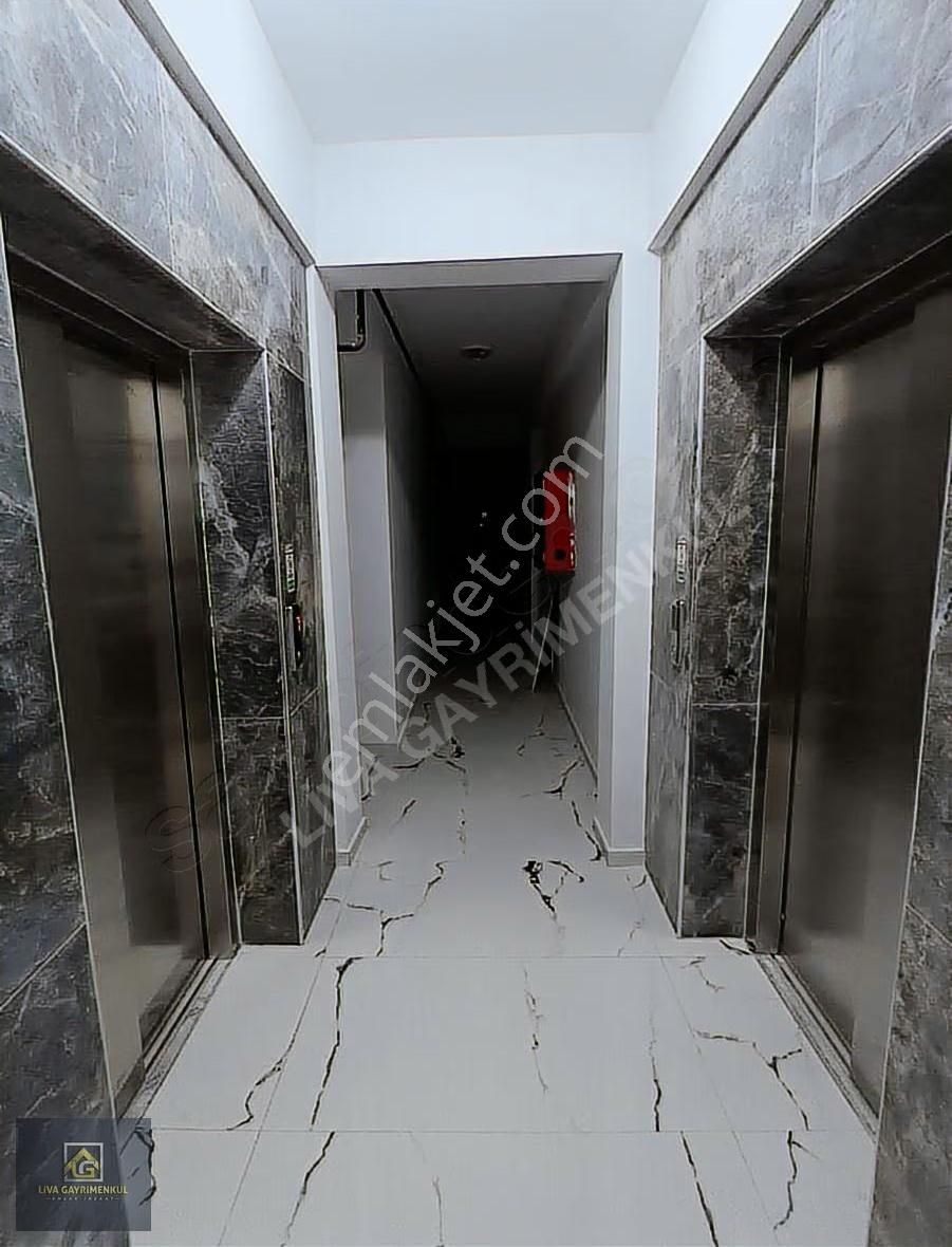 Liva'dan Metro Karşısı Arakat Ön Cephe Satılık Sıfır 1+1 Daire - Görsel 6