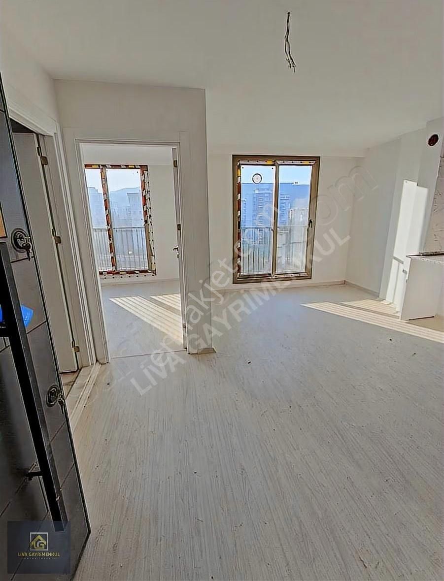 Liva'dan Metro Karşısı Arakat Ön Cephe Satılık Sıfır 1+1 Daire - Görsel 18