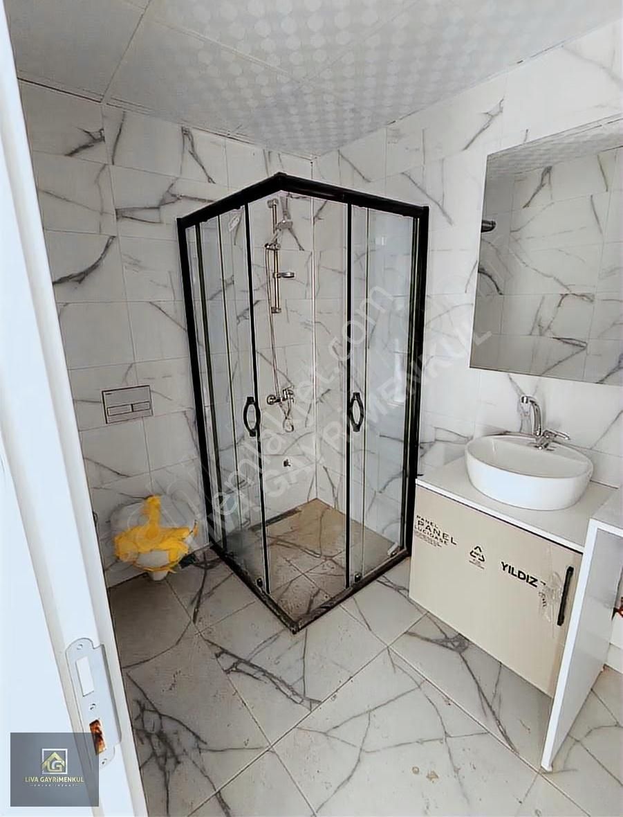 Liva'dan Metro Karşısı Arakat Ön Cephe Satılık Sıfır 1+1 Daire - Görsel 14