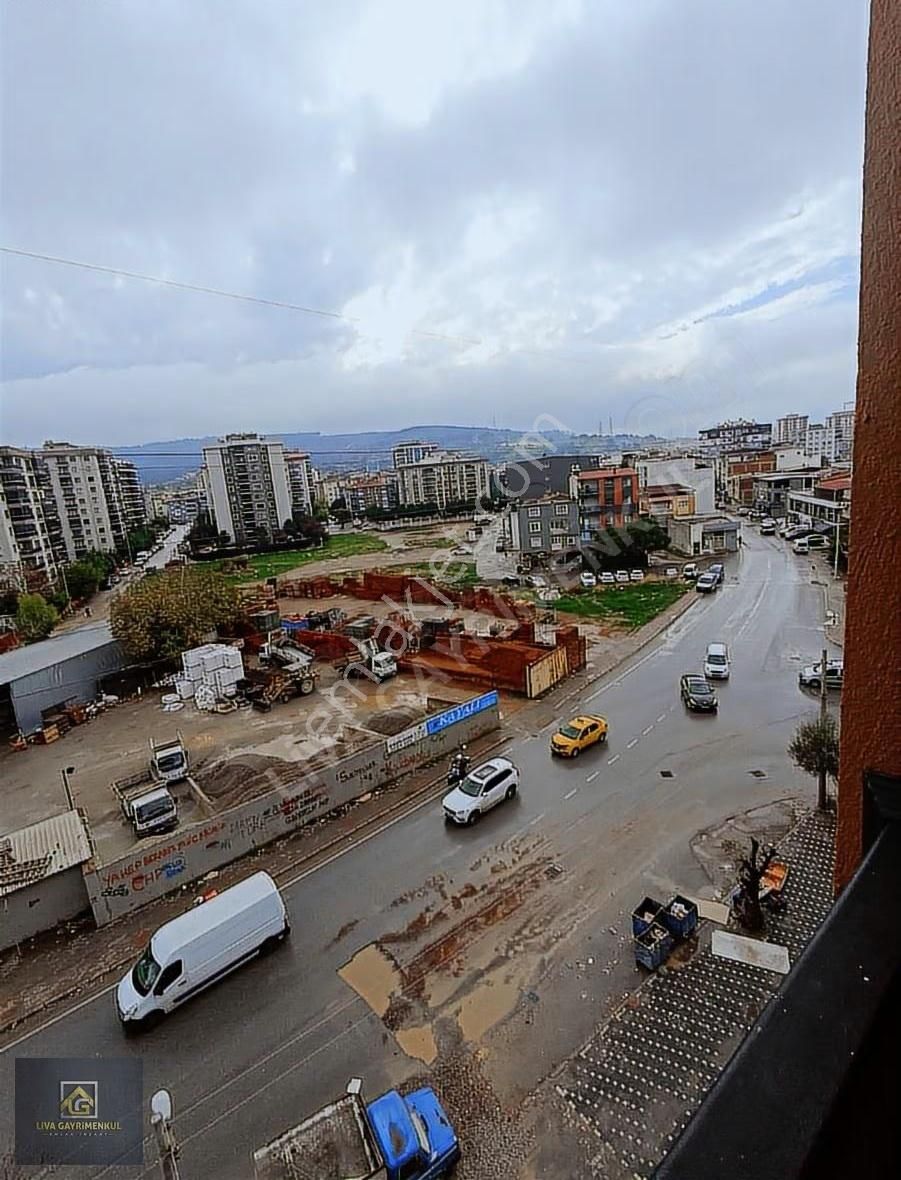 Liva'dan Metro Karşısı Arakat Ön Cephe Satılık Sıfır 1+1 Daire - Görsel 16