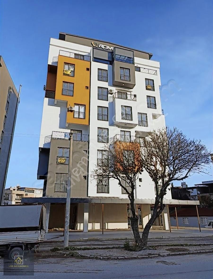 Liva'dan Metro Karşısı Arakat Ön Cephe Satılık Sıfır 1+1 Daire - Görsel 12