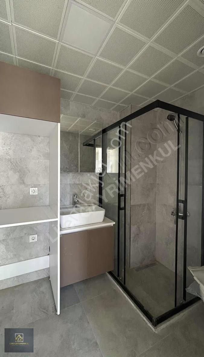 Bornova İzev'de Satılık 1+1 Sıfır Daire - Görsel 18