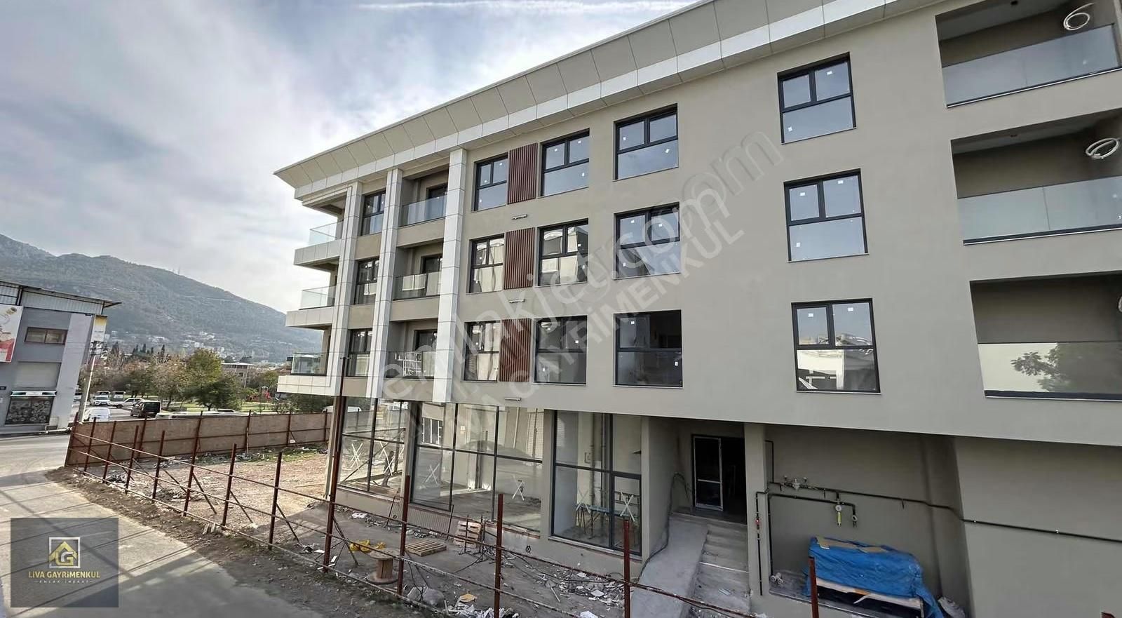 Bornova İzev'de Satılık 1+1 Sıfır Daire - Görsel 17