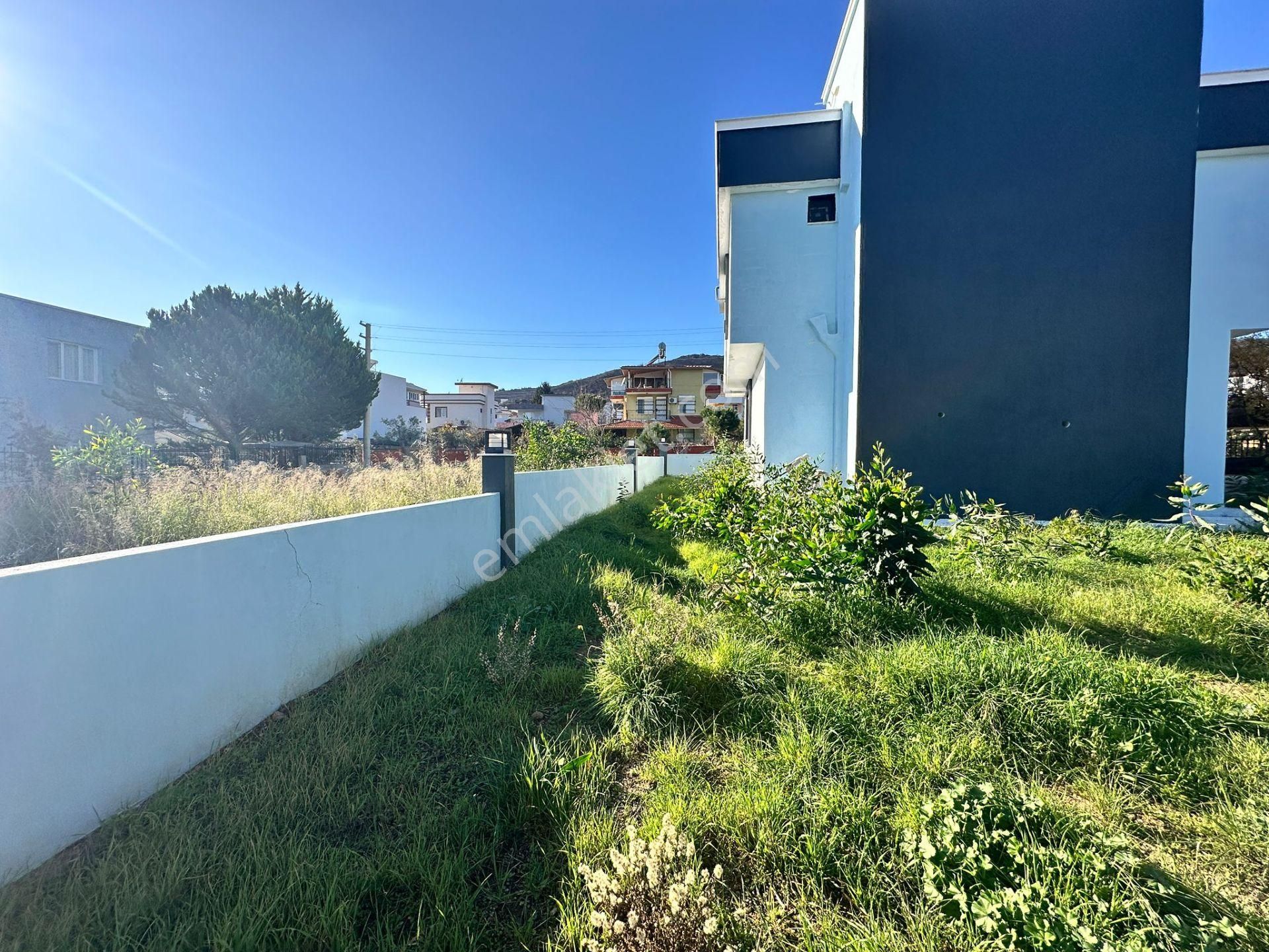 Seferihisar Doğanbeyde Satılık 2+1 Geniş Bahçeli Villa - Görsel 17