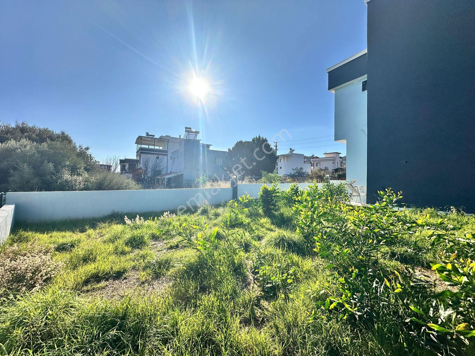 Seferihisar Doğanbeyde Satılık 2+1 Geniş Bahçeli Villa - Görsel 11