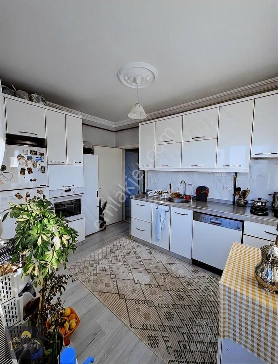 Kuşadası Kadınlar Denizi Mevkiinde Satılık Deniz Manzaralı Daire - Görsel 26