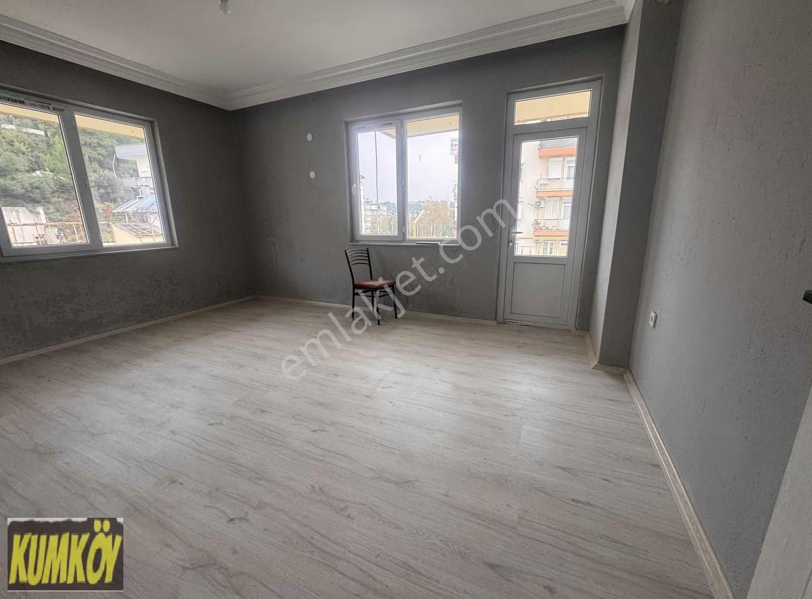 Çarşı Merkezde 3+1 Kiralık Daire - Görsel 2