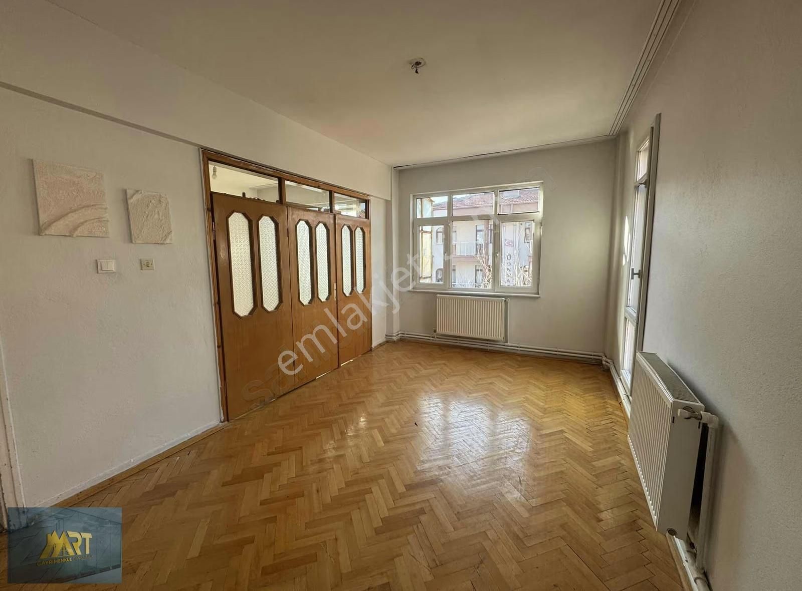 Bahçelievler Kombili Kiralık Daire