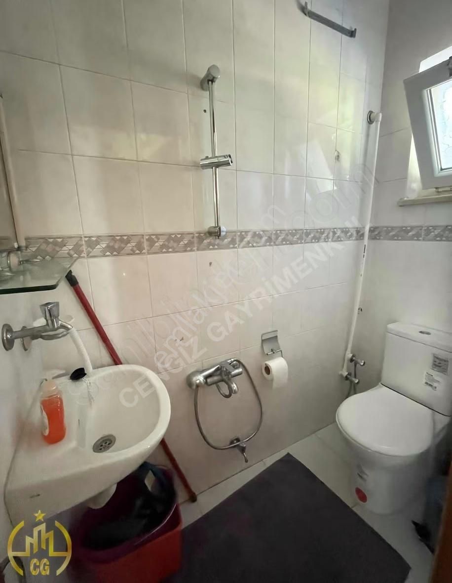 Örenşehir'de Eşsiz Fırsat! Denize Sıfır, 3+1 Bahçeli Lüks Villa - Görsel 21