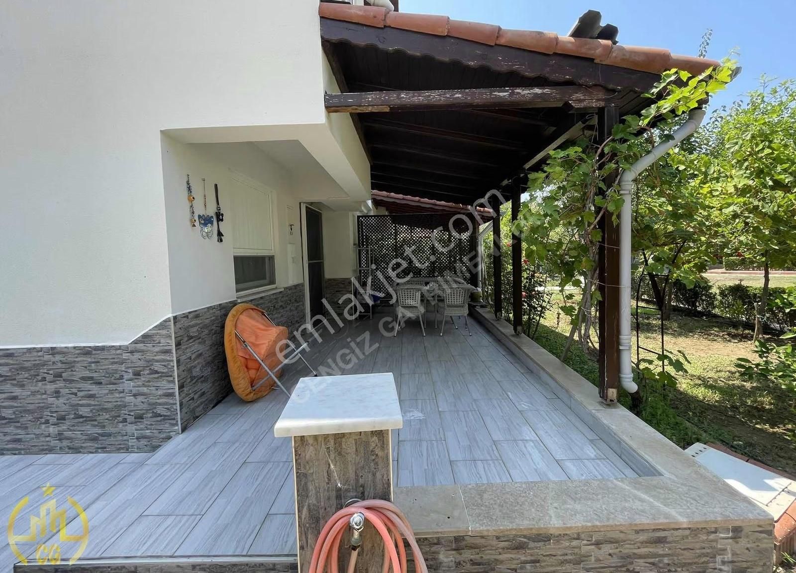 Örenşehir'de Eşsiz Fırsat! Denize Sıfır, 3+1 Bahçeli Lüks Villa - Görsel 29