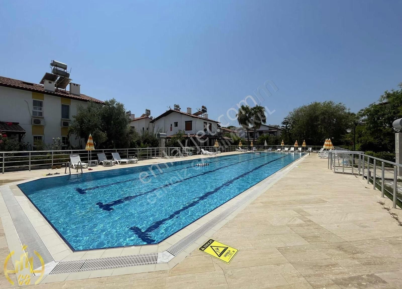 Örenşehir'de Eşsiz Fırsat! Denize Sıfır, 3+1 Bahçeli Lüks Villa - Görsel 23