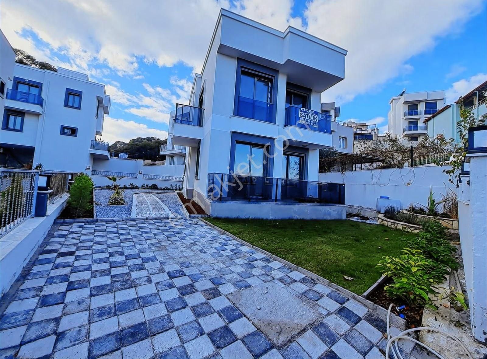 İzmir Seferihisar Akarcada Satılık 3+1 Villa