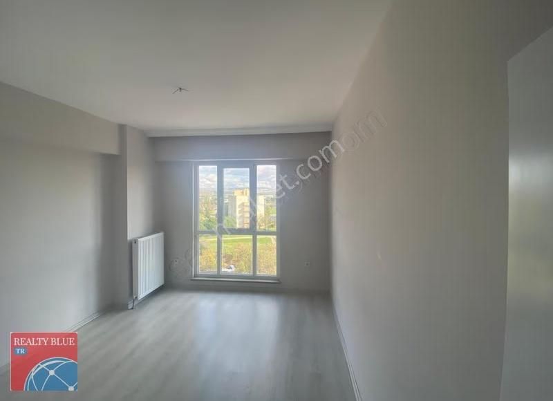 Sabihagökçen Havaalanı Karşısı Lunaport Sitesi 2+1 Kiralık Daire - Görsel 2