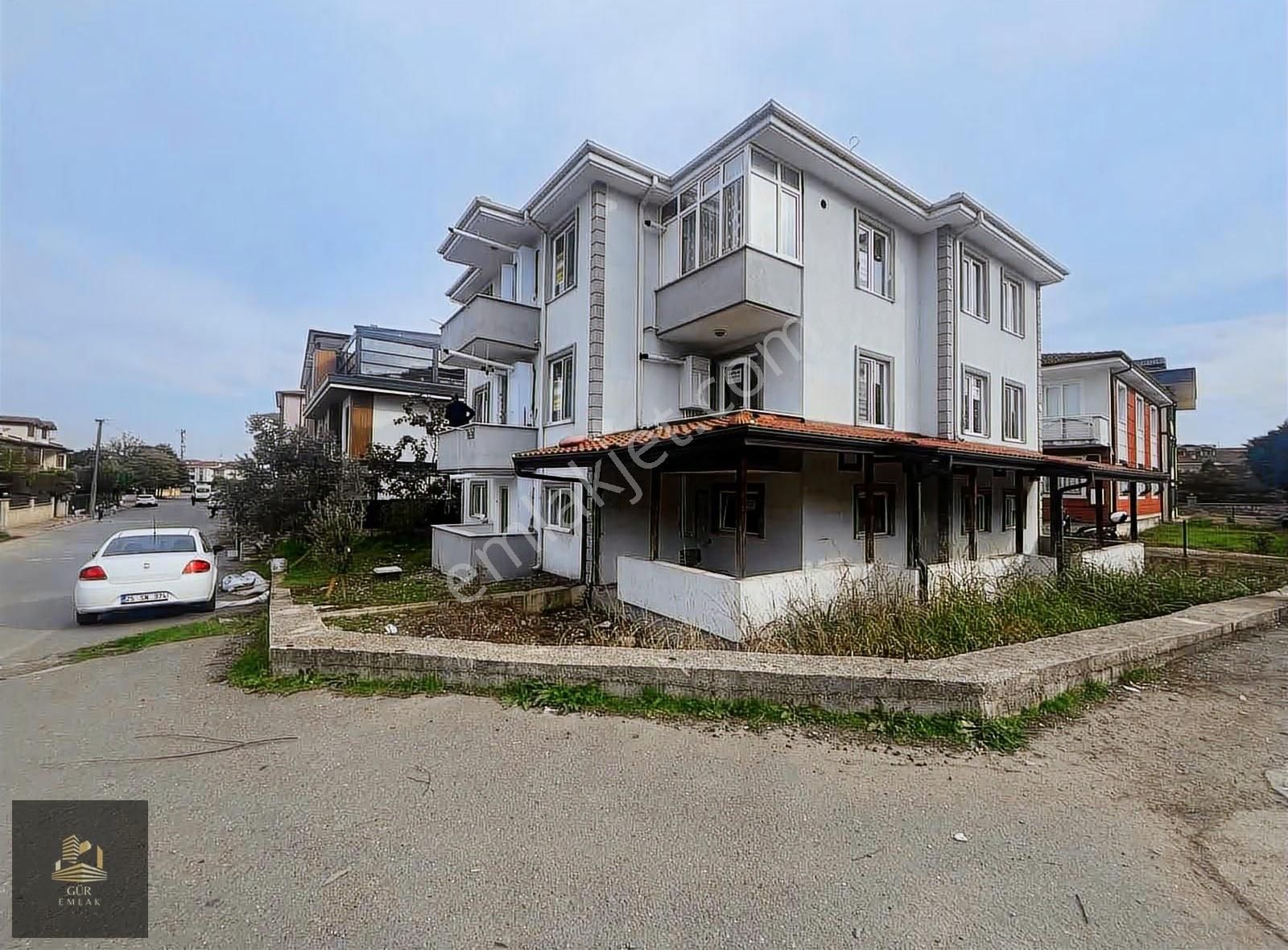 Belediyeye Yürüme Mesafesi Eşyalı Eşyasız Kiralık Daireler