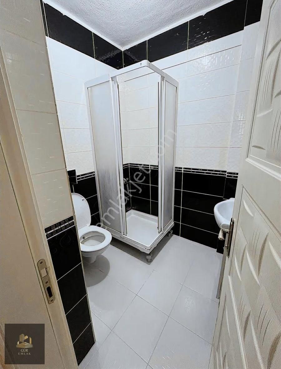 3. Kat 65 M2 Balkonlu Kiralık Apart Daire - Görsel 17