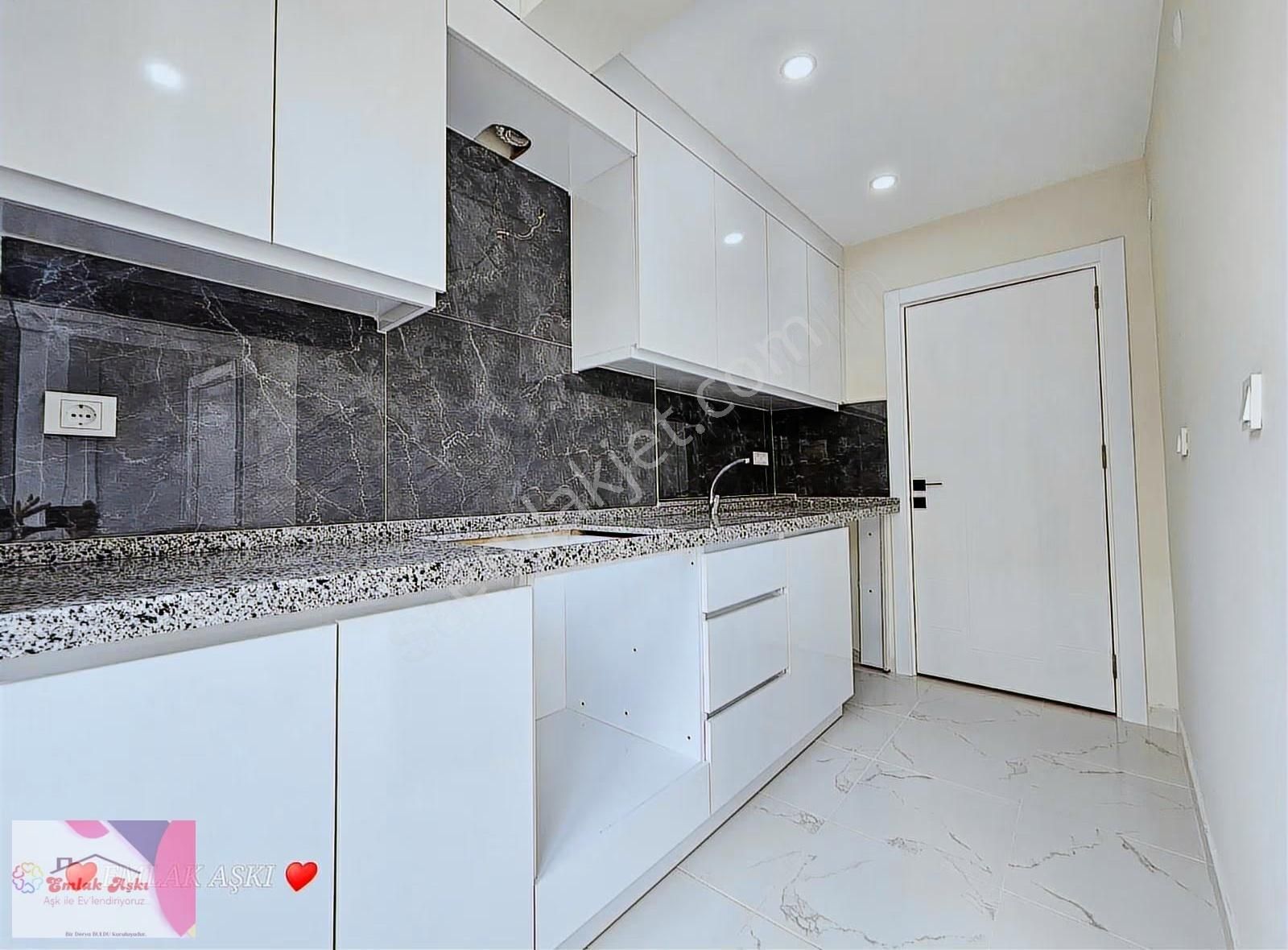 Özgürlük Mahallesi Güzeli Lüx Satışta - Görsel 12