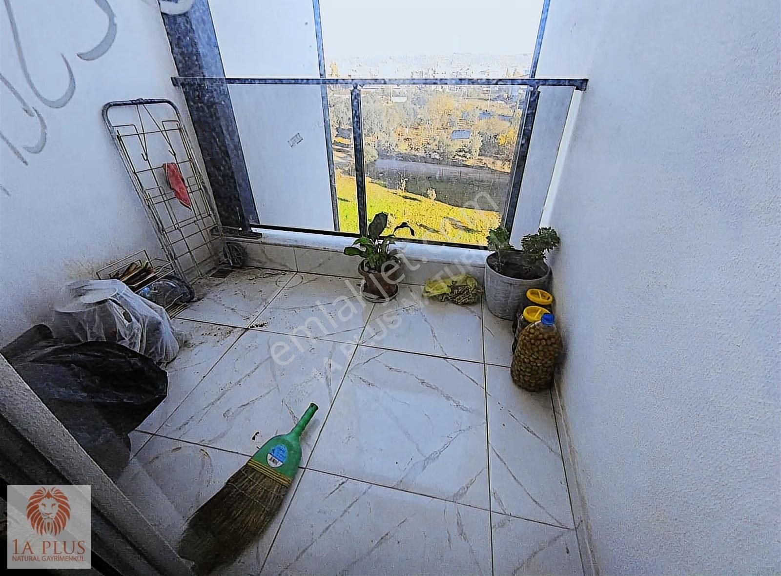 Tramvay'a 100 Metre 2+1 105 M2 Sıfır Ara Kat Geniş Daire - Görsel 4