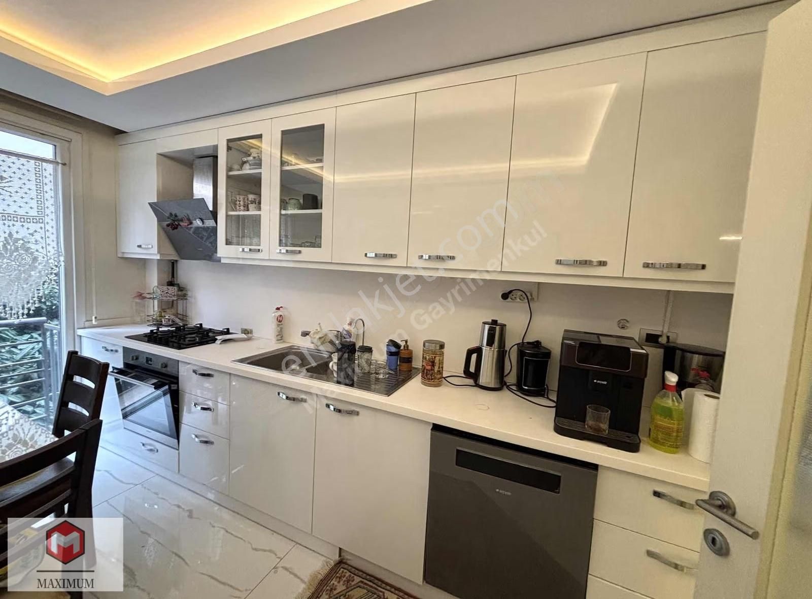 B.köy/zuhuratbaba'da Bakırköy Konakları'nda 2. Kat 4+1 170 M2 - Görsel 4