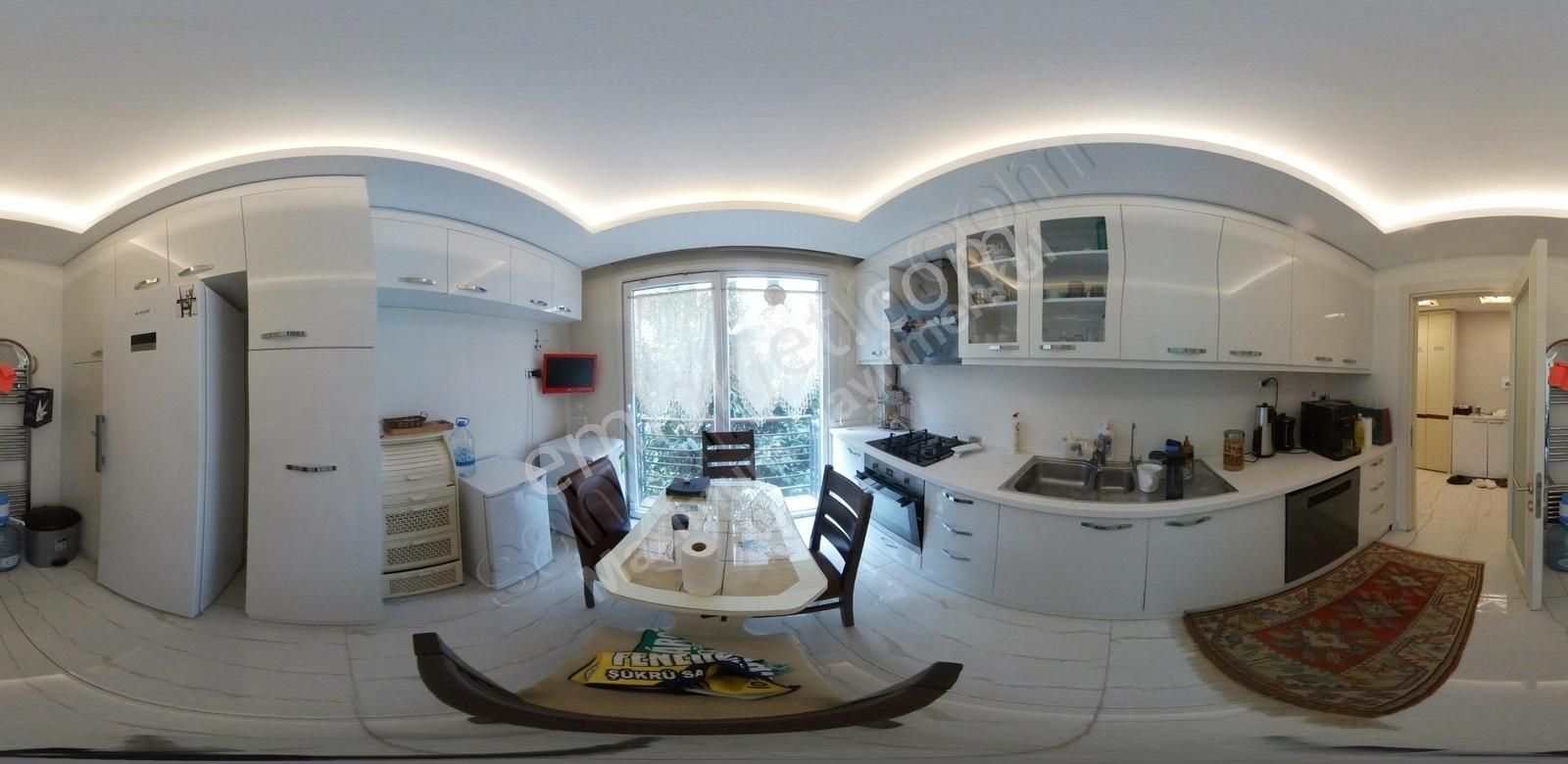 B.köy/zuhuratbaba'da Bakırköy Konakları'nda 2. Kat 4+1 170 M2