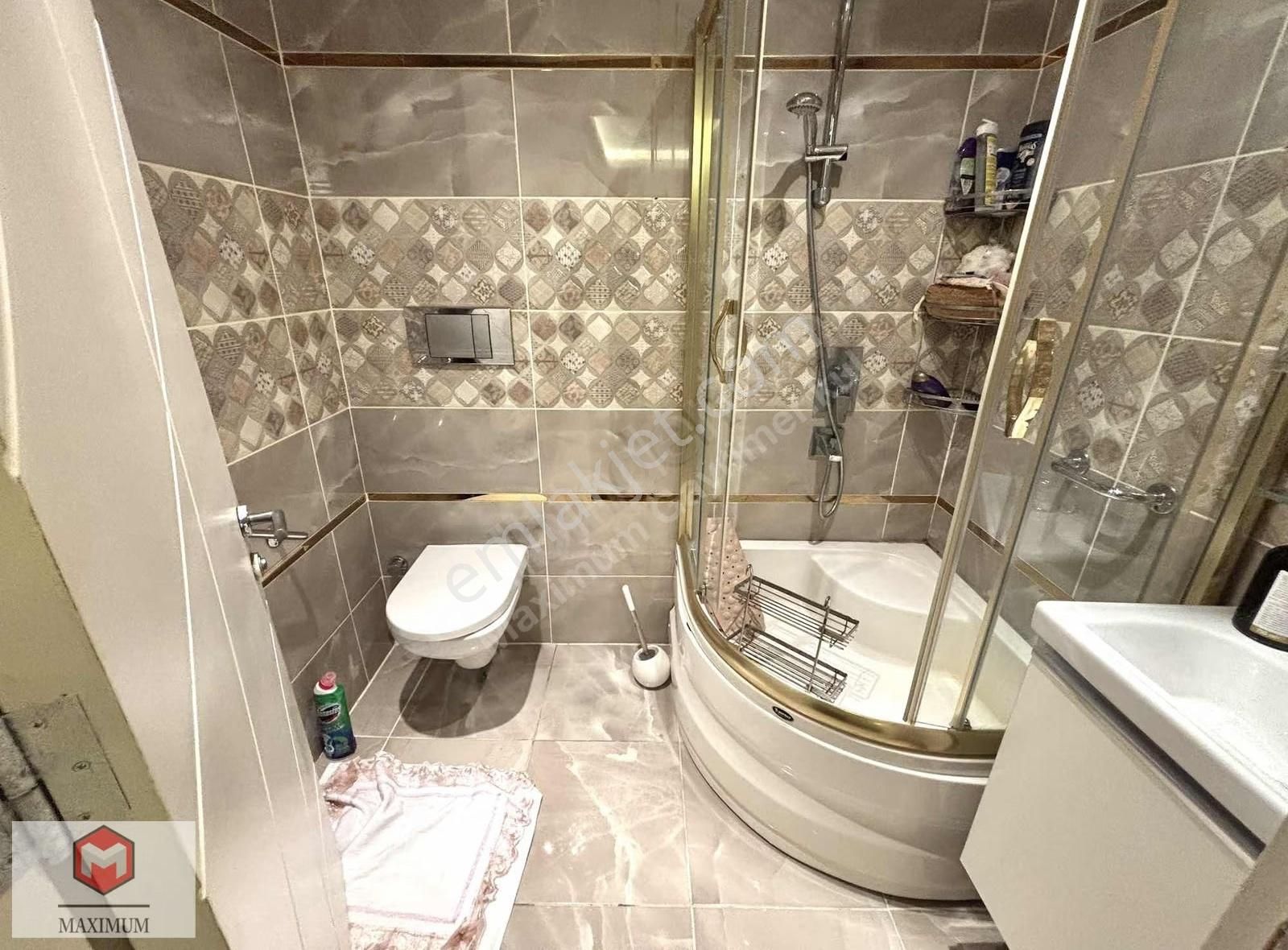 B.köy/zuhuratbaba'da Bakırköy Konakları'nda 2. Kat 4+1 170 M2 - Görsel 15