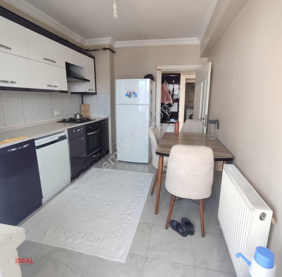 Düştü! İdeal'den Hastane Yakını Kiracılı Arakat Satılık Daire !!