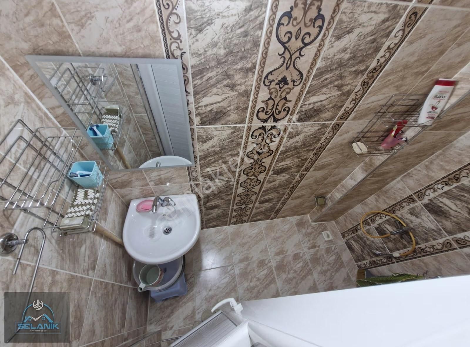 Sarıçam Yeşiltepe Mah. Satılık 3 Katlı Müstakil Daire 190m2 Arsa - Görsel 2