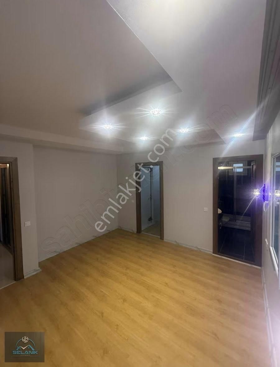 Satılık Pınar Mah. Her Kat Tek Daire 4+1 /4 Cepheli Site İçinde - Görsel 28