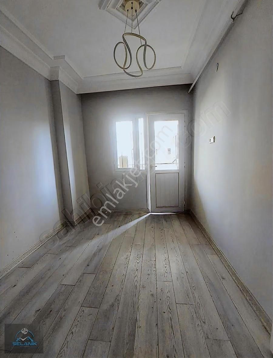 Selanik'ten S.demirel Bulvar Üzerinde 4+1 Kapalı Mutfak Ekstralı - Görsel 14