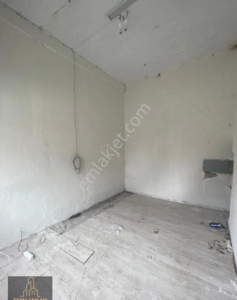 Antalya Elmalı İlçesinde Belediye Yanında Cadde Üzerinde 2 Katlı Kiralık Dükkan - Görsel 4