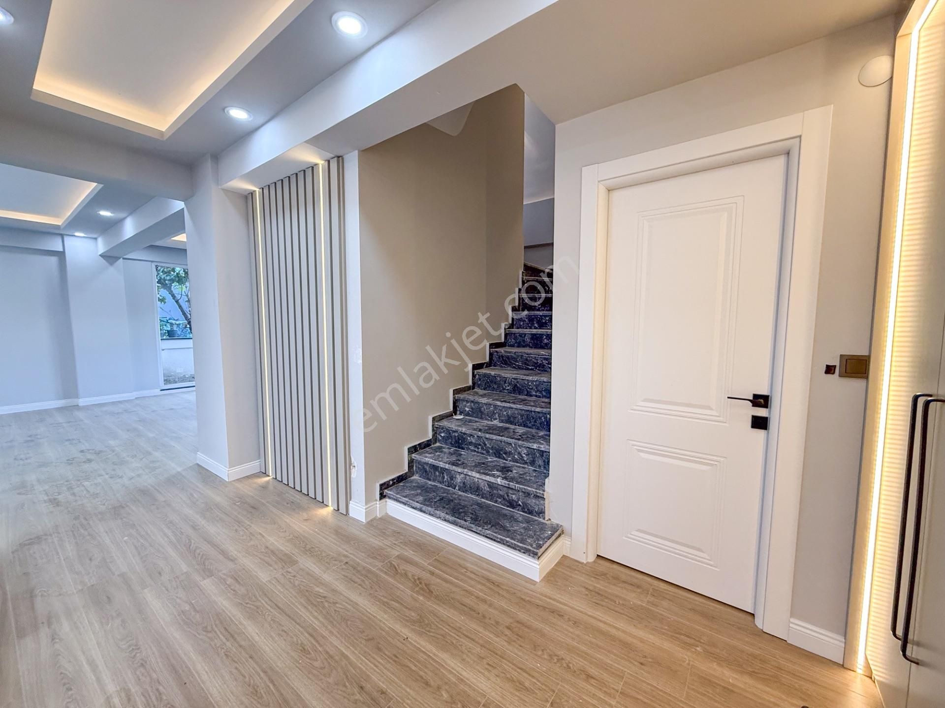 Barbaros Mh Denizin Dibinde Ultra Lüks 5+1 Tripleks Sıfır Villa - Görsel 15