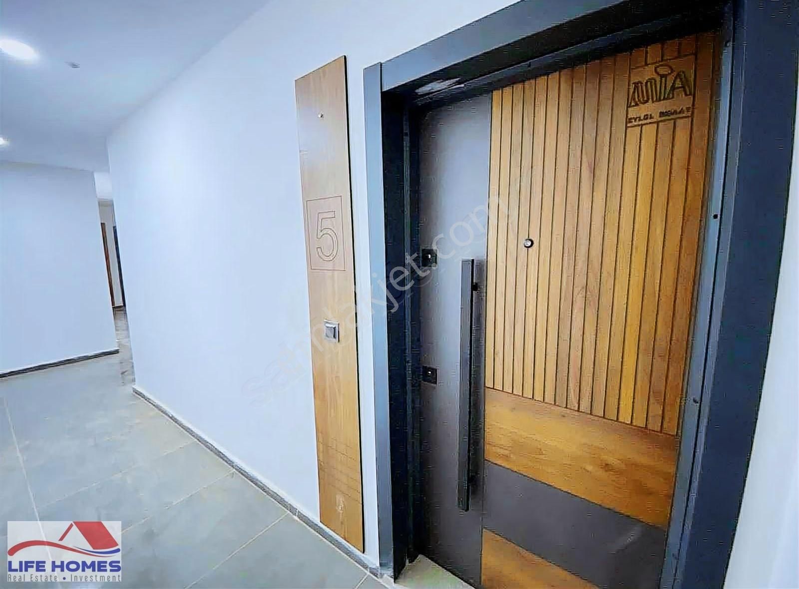 Mahmutlar Mahallesinde Havuzlu Sitede Satılık Daire - Görsel 4