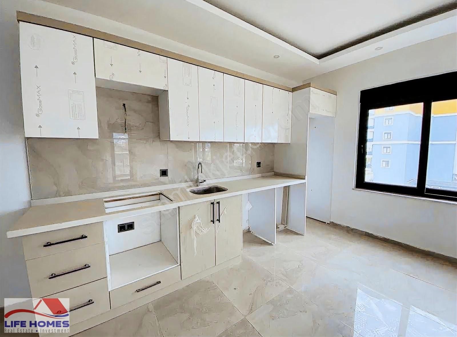 Mahmutlar Mahallesinde Havuzlu Sitede Satılık Daire - Görsel 15