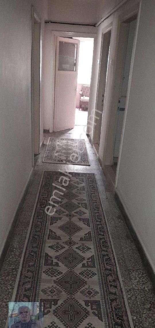 Önü Açık 3+1 D.gaz Sobalı Balkonlu Ara Kat Satılık Daire - Görsel 4