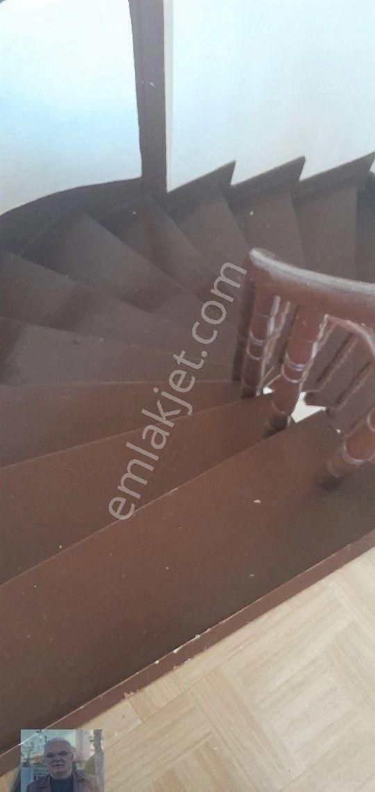 Bahçeli İki Katlı Tarihi Satılık Müstakil Ev. - Görsel 6