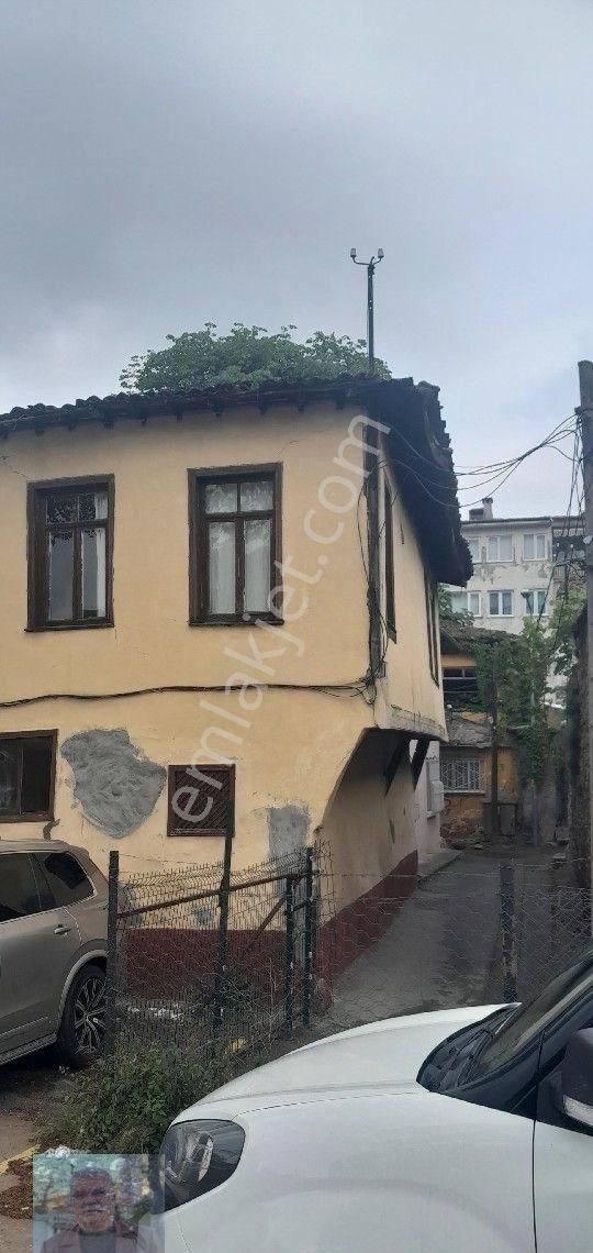 Bahçeli İki Katlı Tarihi Satılık Müstakil Ev. - Görsel 5